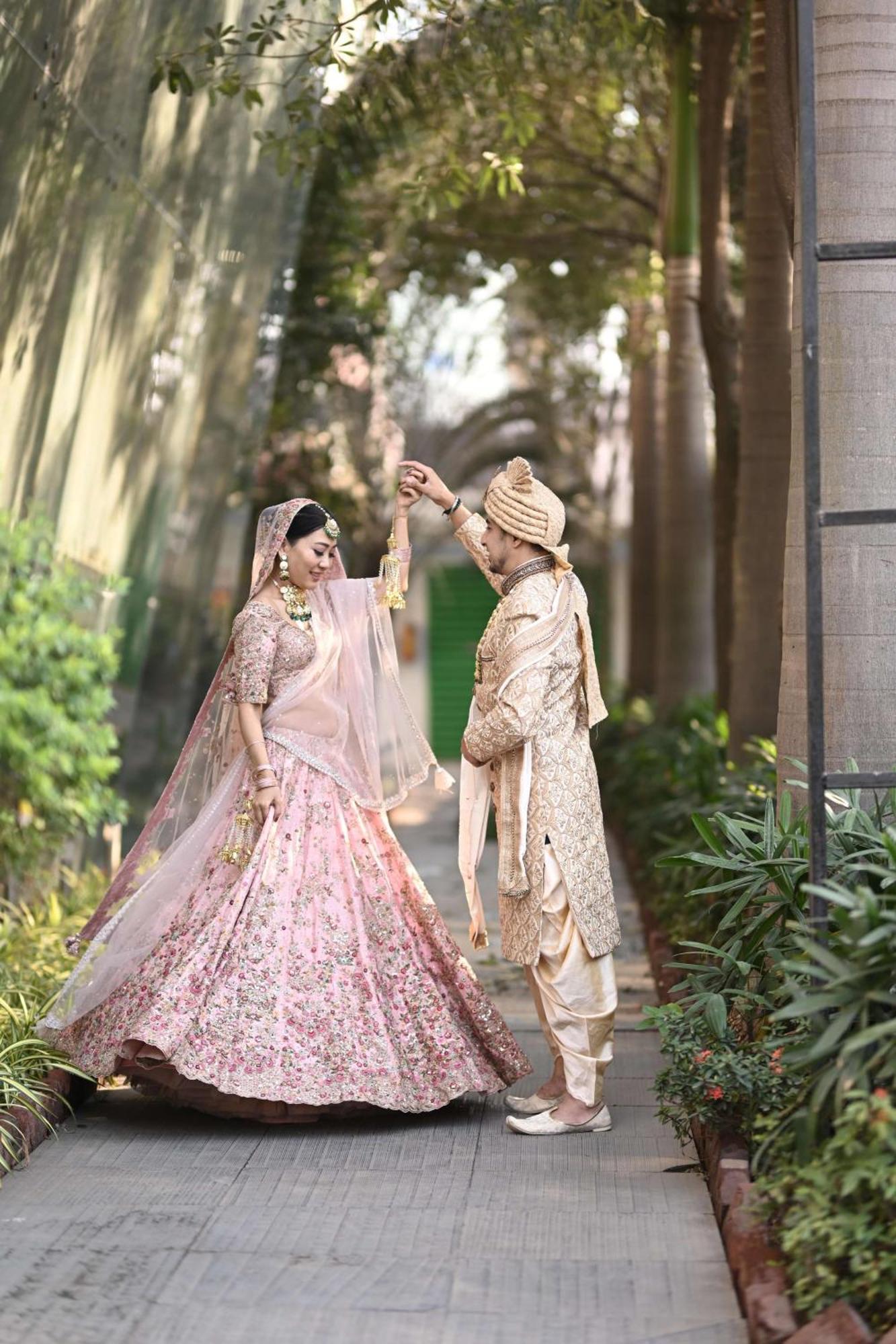 Radisson Blu Hotel Pune Kharadi Exterior photo A newly married Hindu couple