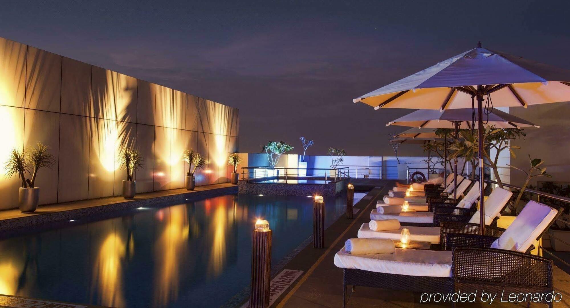 Radisson Blu Hotel Pune Kharadi Exterior photo The Park, Hyderabad
